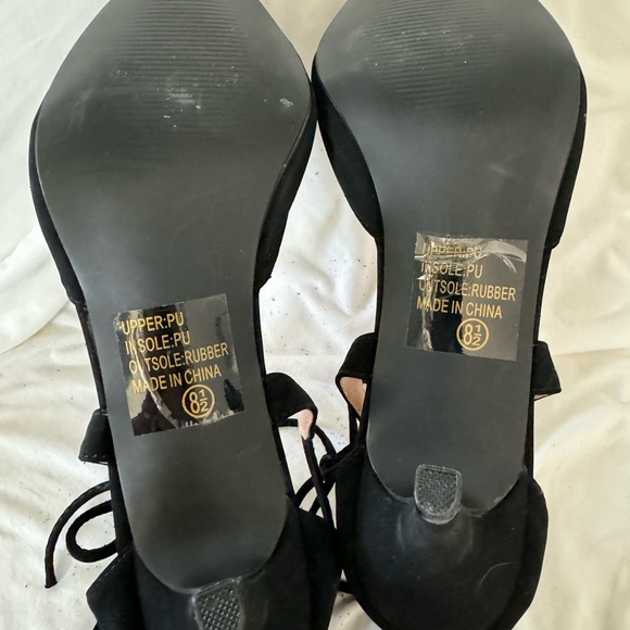 Classy high heel shoes for ladies - Picture 6 of 8